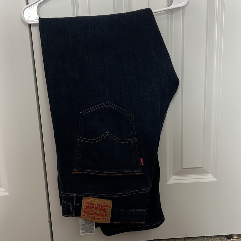 Levi Jeans - Picture 2 of 2